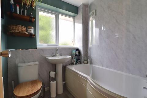 21 Spreadoaks Drive, Stafford, ST17 4RP