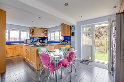 4 bedroom detached house for sale, The Rise, Loudwater, HP13
