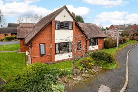 4 bedroom bungalow for sale, 20 Aldermead Close, Admaston, Telford,, TF5 0DD