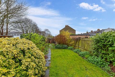 4 bedroom terraced house for sale, Upper Wickham Lane, Welling, Kent