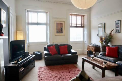 4 bedroom flat to rent, West Maitland Street, Haymarket, Edinburgh
