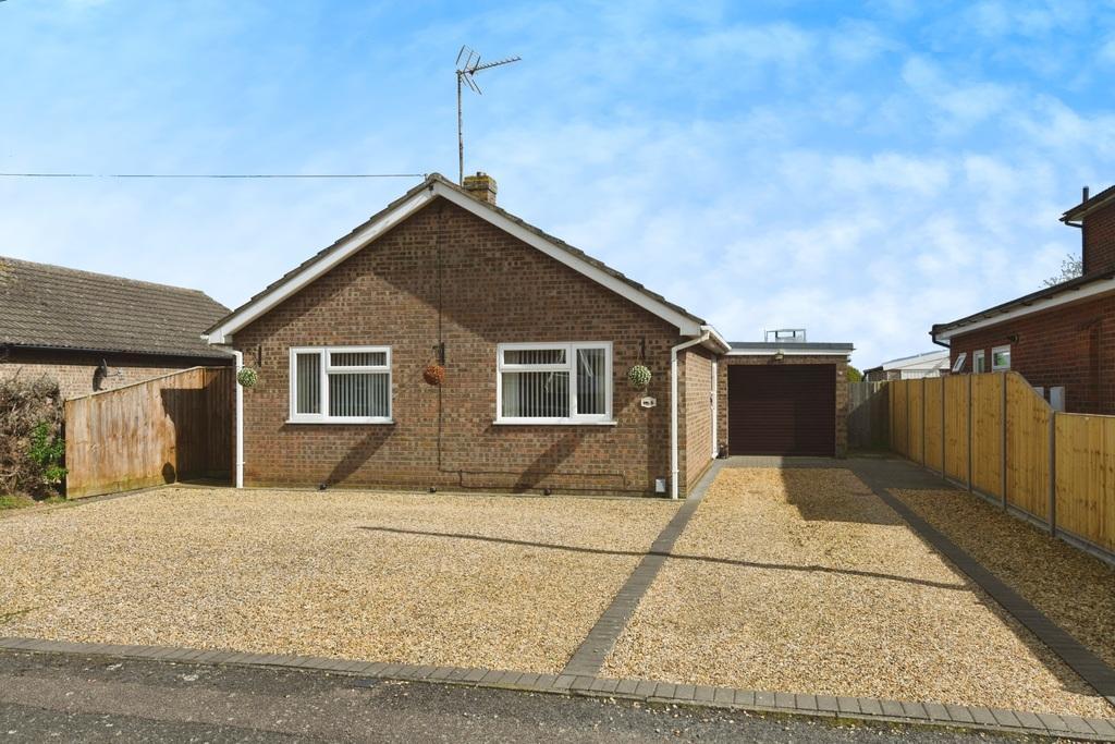 Drive, Walsoken, Wisbech... 2 bed detached bungalow for sale