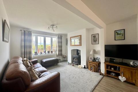 3 bedroom semi-detached house for sale, Ampthill Road, Silsoe, Bedfordshire, MK45 4DX