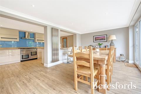 19 Fox Hatch, Kelvedon Hatch, Brentwood, CM15 0AR