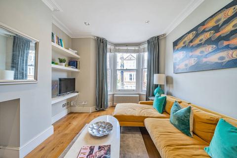 2 bedroom flat for sale, Hemberton Road, Clapham North, London, SW9