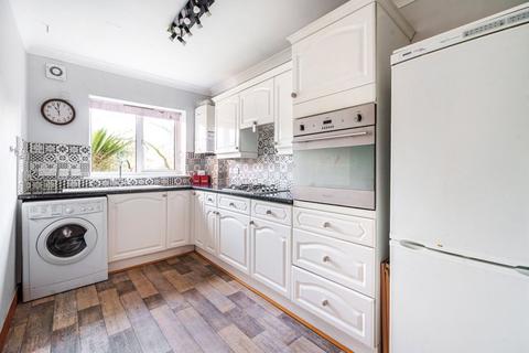 2 bedroom apartment for sale, Exeter Park Road, Bournemouth