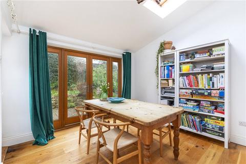 3 bedroom semi-detached house for sale, Kingsway Drive, Ilkley, LS29