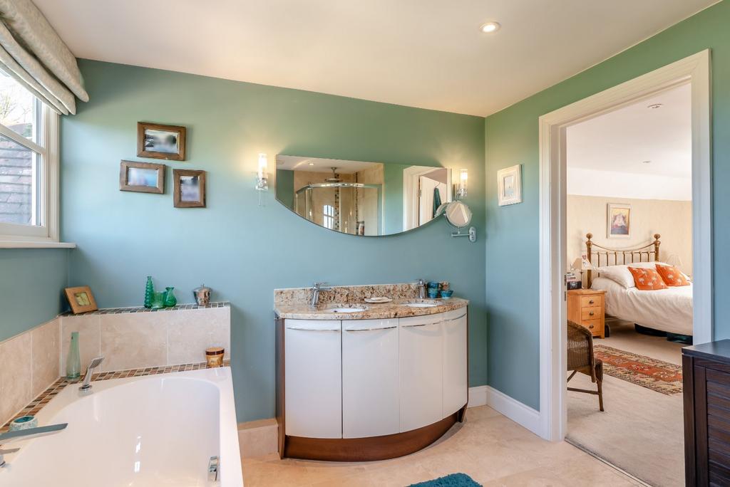 Principal Bathroom