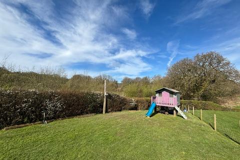 Gorwel Saron Road, Pentre Cwrt, Llandysul, SA44 5DL