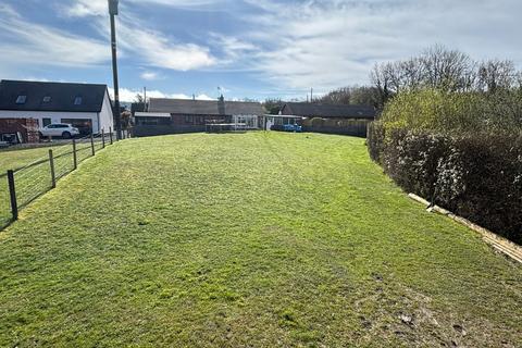 Gorwel Saron Road, Pentre Cwrt, Llandysul, SA44 5DL