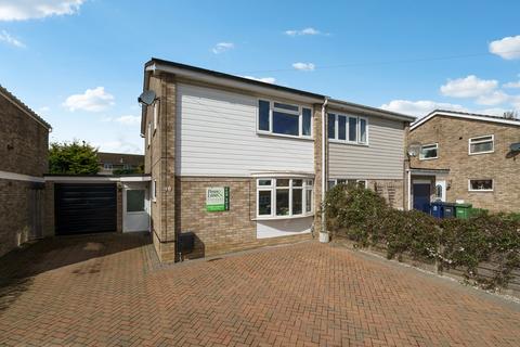 4 bedroom semi-detached house for sale, Drake Road, St Neots PE19