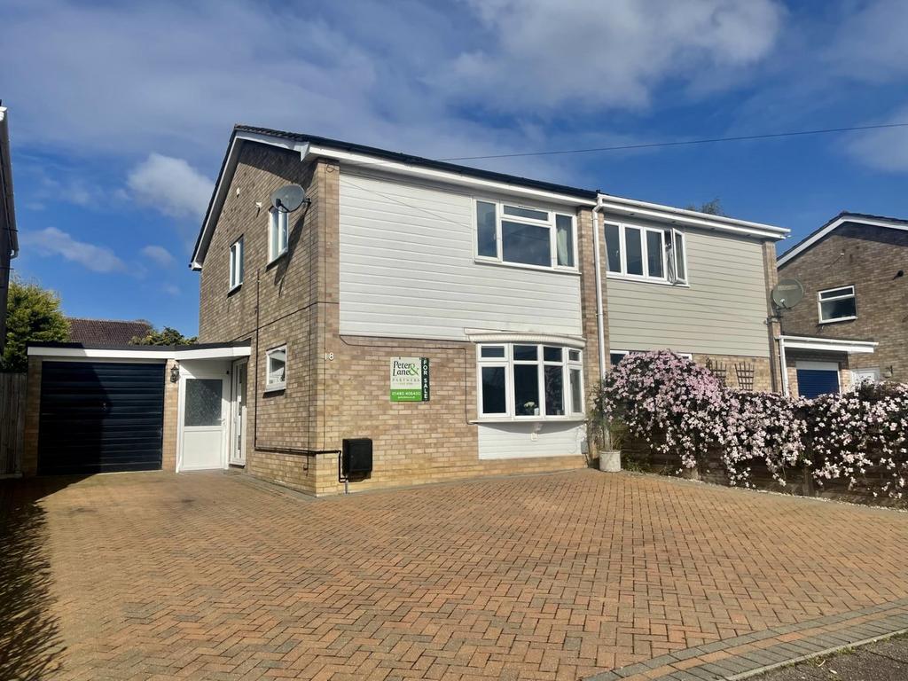 Drake Road, St Neots PE19 4 bed semidetached house for sale £385,000