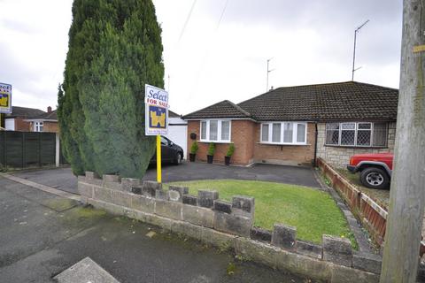 2 bedroom bungalow for sale, Eaton Crescent, Gornal Wood, DY3