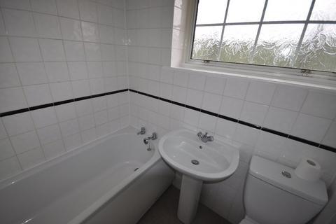 27 Eaton Crescent, Dudley, DY3 2XH