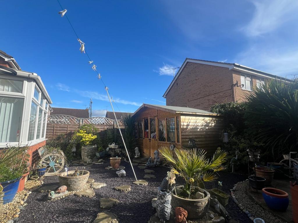 Archery Fields, ClactononSea, CO15 4 bed detached house for sale £