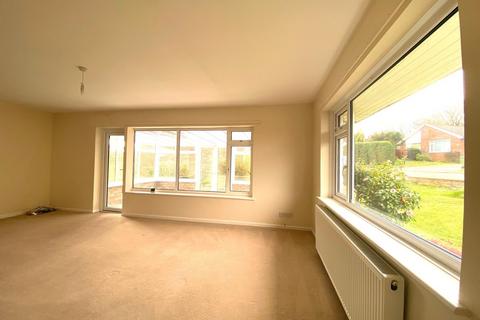 2 bedroom detached bungalow for sale, Highwoods Avenue, Bexhill-on-Sea, TN39