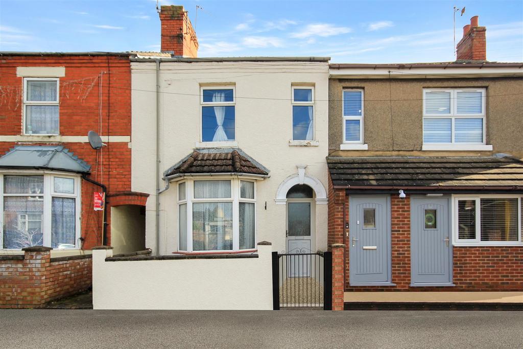 Melton Road North, Wellingborough NN8 3 bed terraced house for sale £
