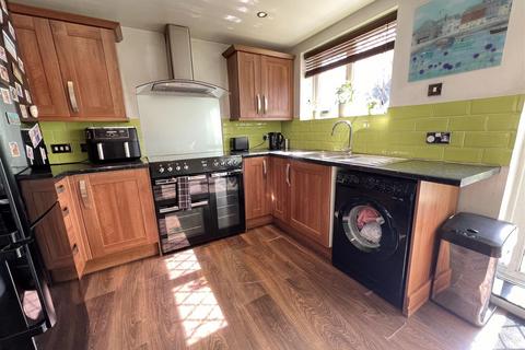 76 Curbar Road, Birmingham, B42 2AU