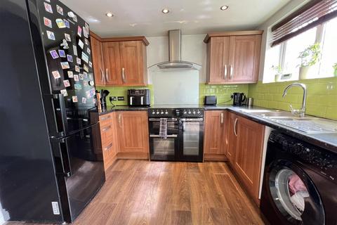 76 Curbar Road, Birmingham, B42 2AU