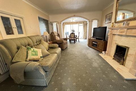 107 Kinross Crescent, Birmingham, B43 7PX