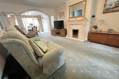 107 Kinross Crescent, Birmingham, B43 7PX