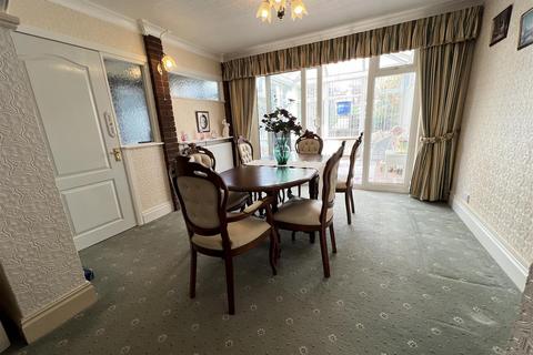 107 Kinross Crescent, Birmingham, B43 7PX