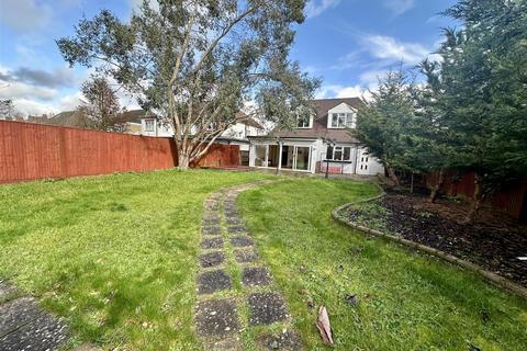 28a West Way, Croydon, CR0 8RB