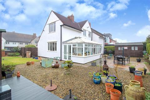 4 bedroom detached house for sale, High View, Wallsend