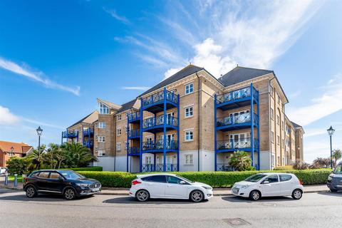 2 bedroom flat for sale, Trujillo Court, Callao Quay, Sovereign Harbour, Eastbourne