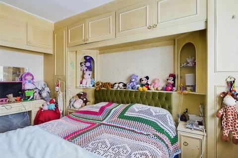 3 bedroom terraced house for sale, Chapel Street, Boston