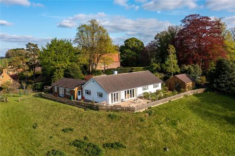4 bedroom bungalow for sale, Little Back Lane, Hellidon, Daventry, Northamptonshire, NN11