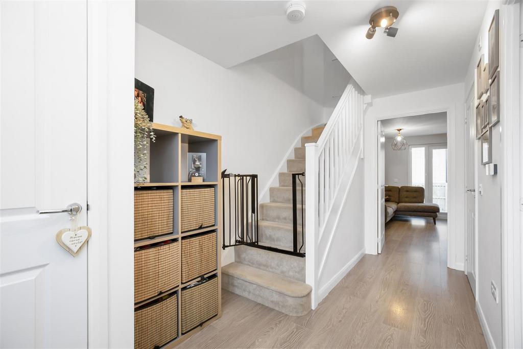 17 Gorse Wynd 4.jpg