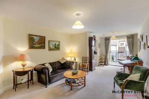 2 bedroom apartment for sale, Keatley Place, Hospital Road, More-in the-Marsh