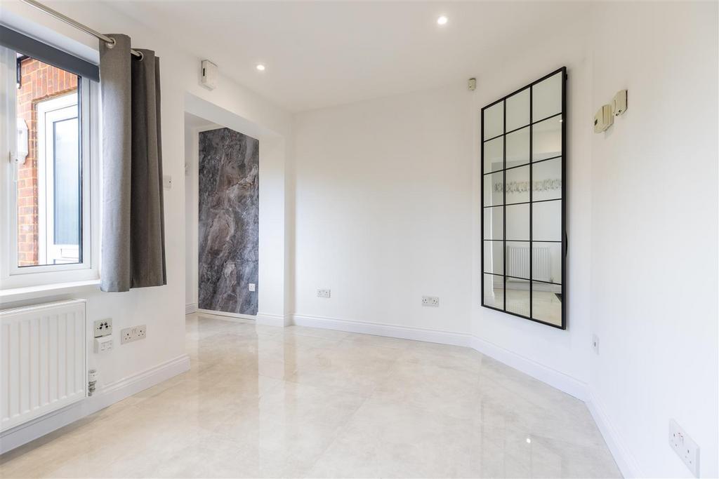 0 B6 A9216-HDR.jpg