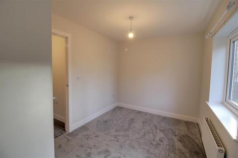 2 bedroom terraced house to rent, Drovers Way, Newent, GL18