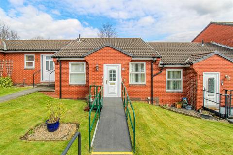 2 bedroom terraced bungalow for sale, Holly Court, Wakefield WF1