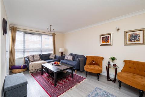 2 bedroom apartment for sale, Homefield Park, Sutton