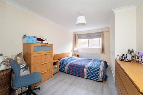 2 bedroom apartment for sale, Homefield Park, Sutton