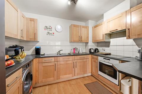 1 bedroom apartment to rent, Sheerness Mews, North Woolwich, E16