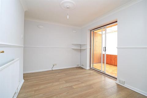 1 Juniper Road, Boreham, Chelmsford, CM3 3DX