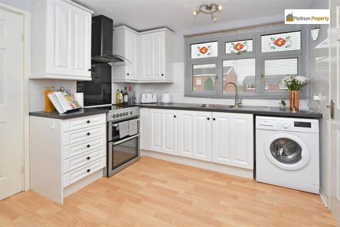 2 bedroom townhouse for sale, Bell Close, Stafford ST16