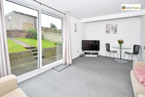 2 bedroom townhouse for sale, Bell Close, Stafford ST16