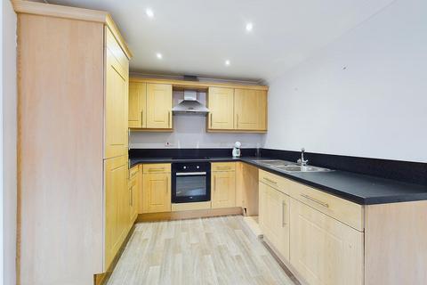 2 bedroom flat to rent, Wilson Court, Bromley Avenue, Monkseaton