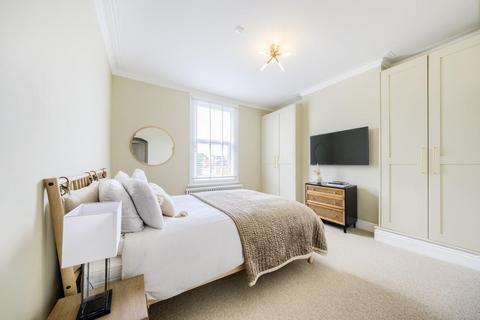 2 bedroom apartment for sale, Russell Terrace, Leamington Spa