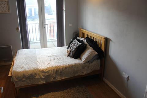 2 bedroom flat to rent, Crawford Avenue, Dartford, , DA1 2GB