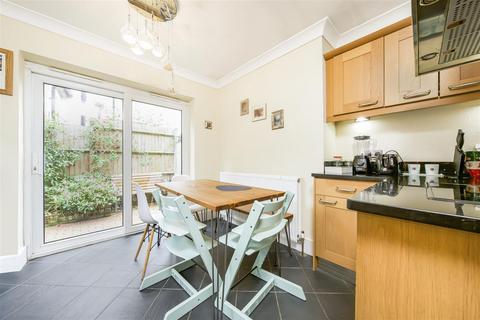 4 bedroom terraced house for sale, Grena Gardens, Richmond