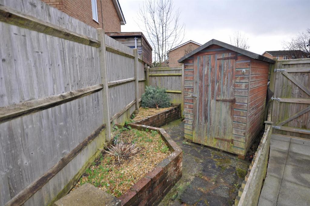 Quinnell Drive, Hailsham 1 bed flat £835 pcm (£193 pw)