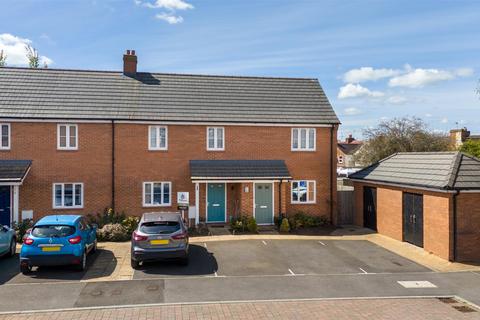 2 bedroom maisonette for sale, Chappell Close, Aylesbury HP19