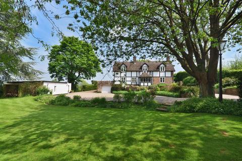 4 bedroom detached house for sale, Hoarwithy - with separate paddock