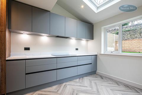 18a Spoonhill Road, Sheffield, S6 5PA